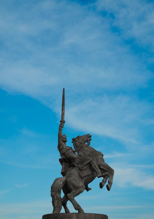 Statua