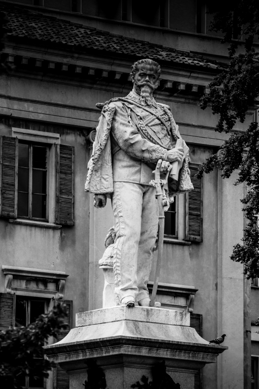 Statua a Bergamo bassa