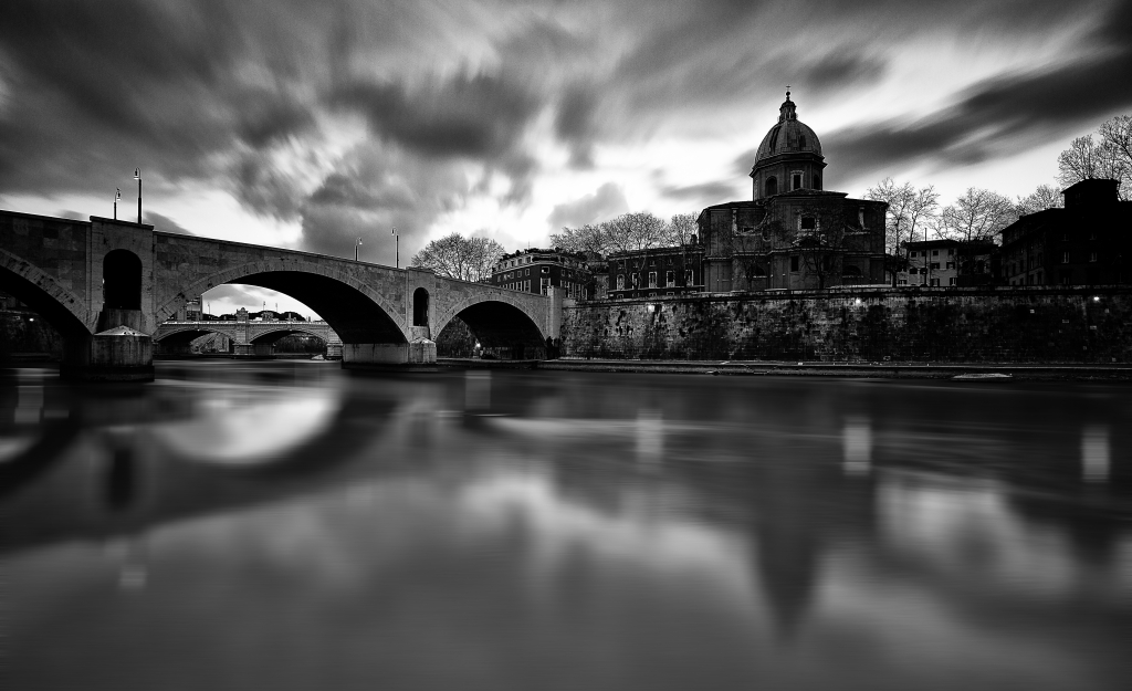 Along the Tiber, Rome
