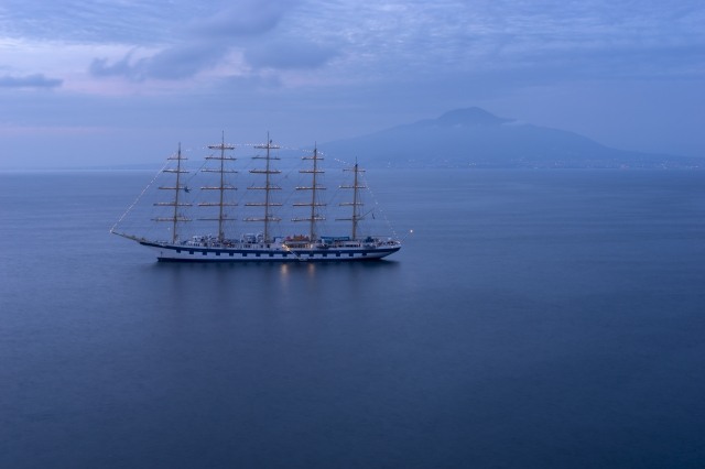 Veliero nel golfo di Sorrento