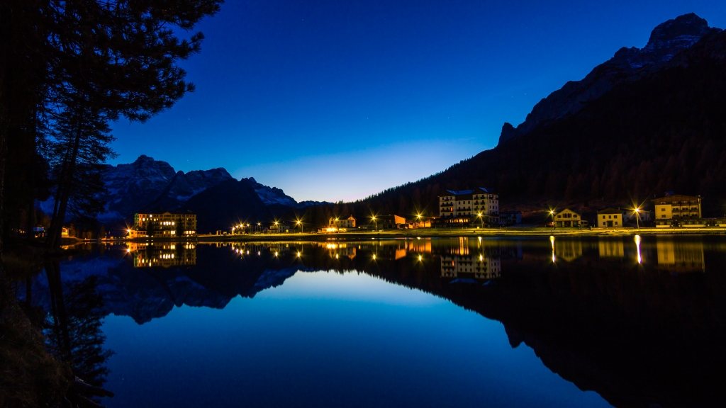 Lago di Misurina di sera