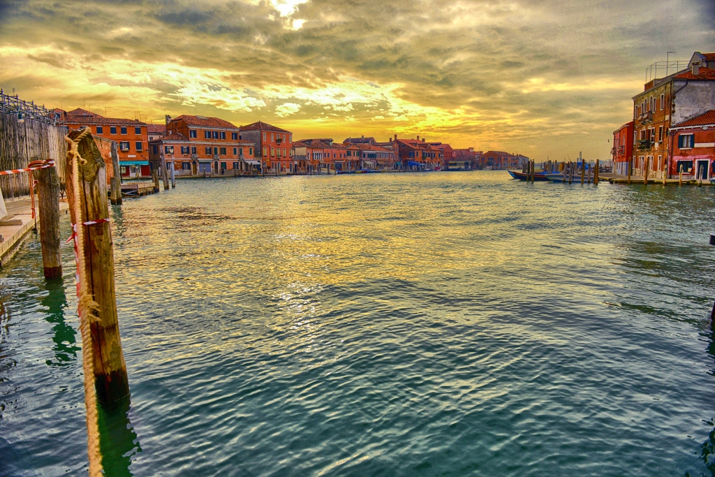 Murano, paesaggio dal canale.