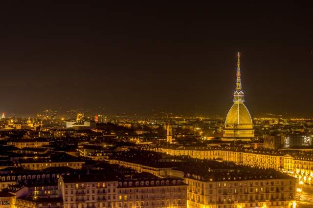 Panorama notturno di Torino