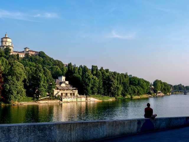 SILENZIO LUNGO IL FIUME A TORINO