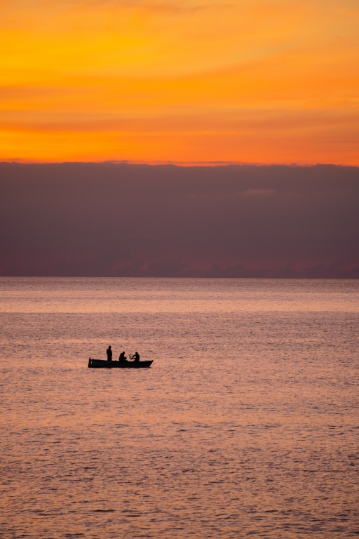 tramonto con pescatori