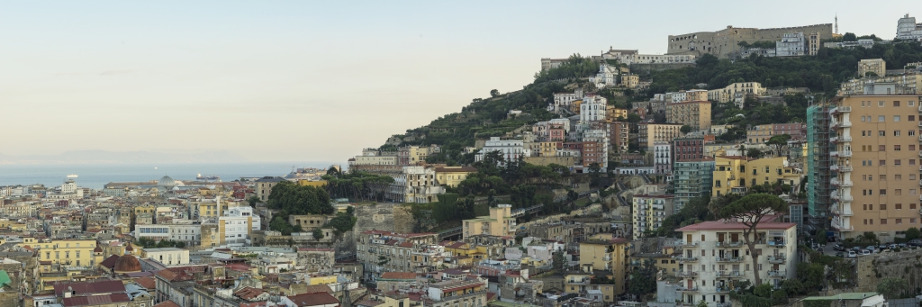 Napoli in cartolina