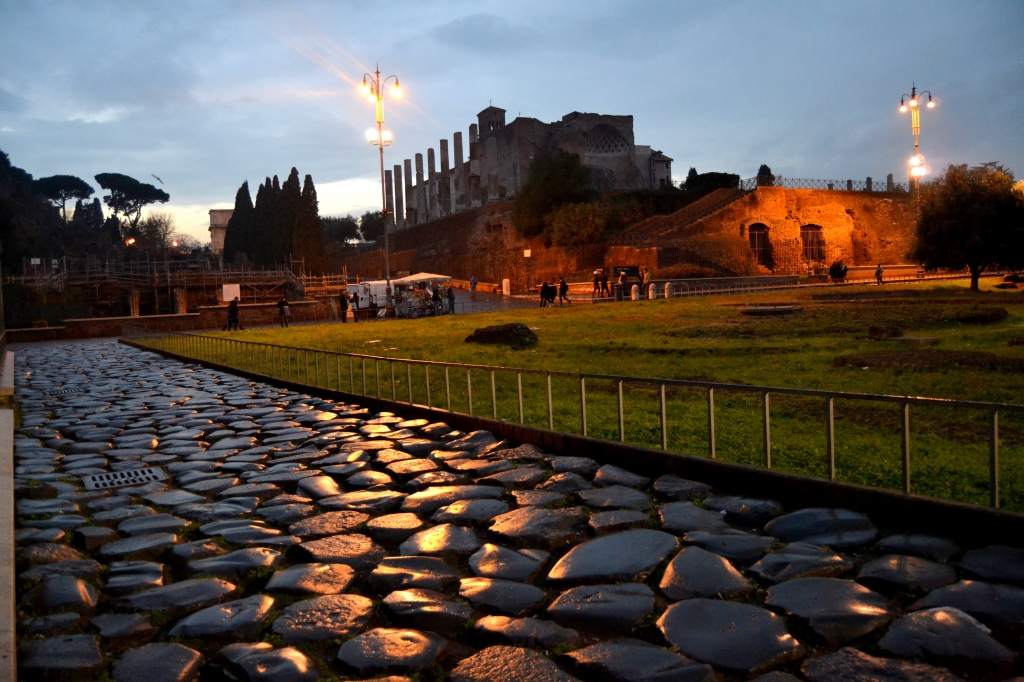 Roma al tramonto