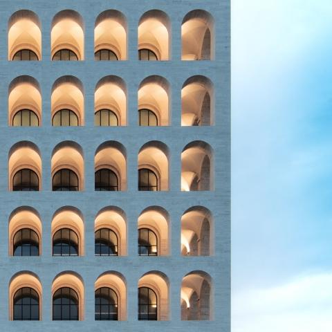 intorno alla luce