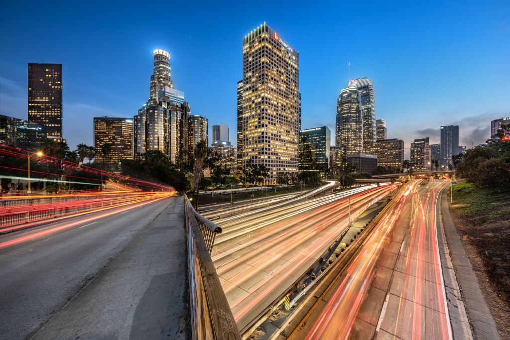 Lo skyline di Los Angeles all’ora blu