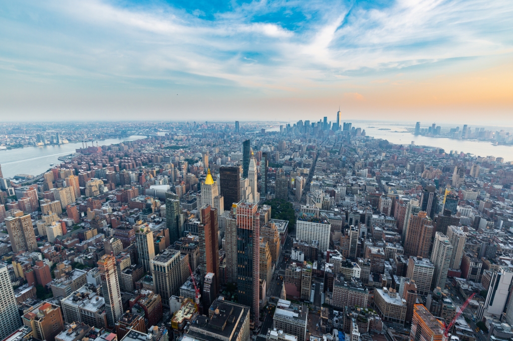Manhattan al tramonto vista dall'alto - New York