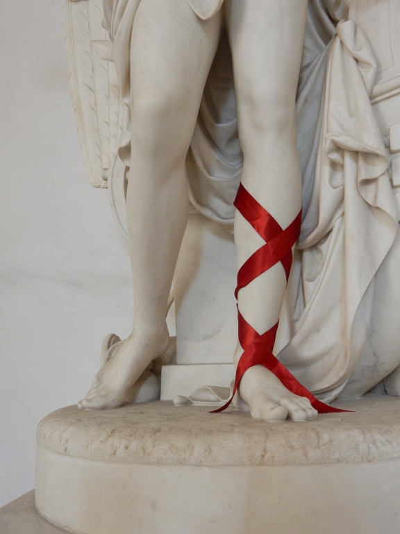 le ruban rouge