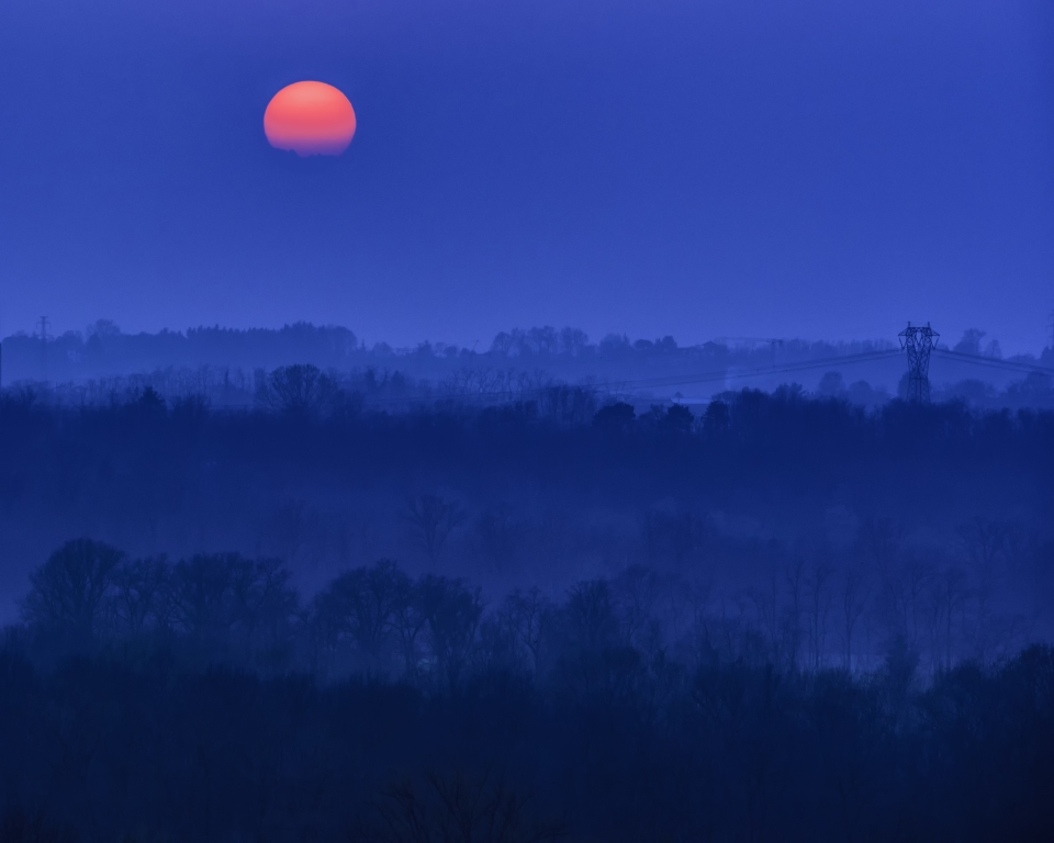 Arancio su Blu (Tramonto in Lombardia)
