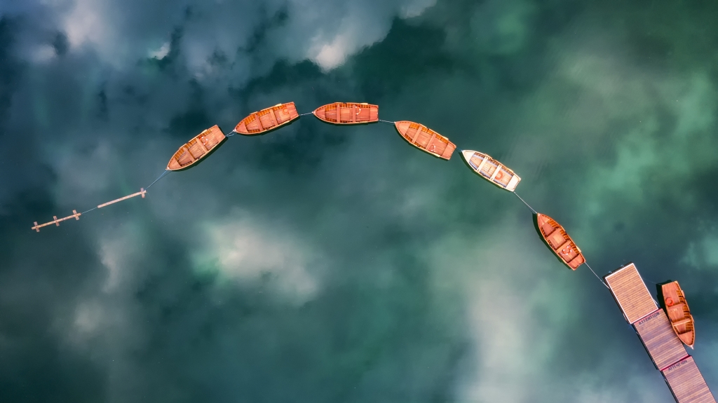 barche dipinte nel cielo