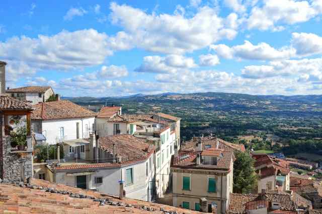 Il cielo sopra il borgo di Morcone