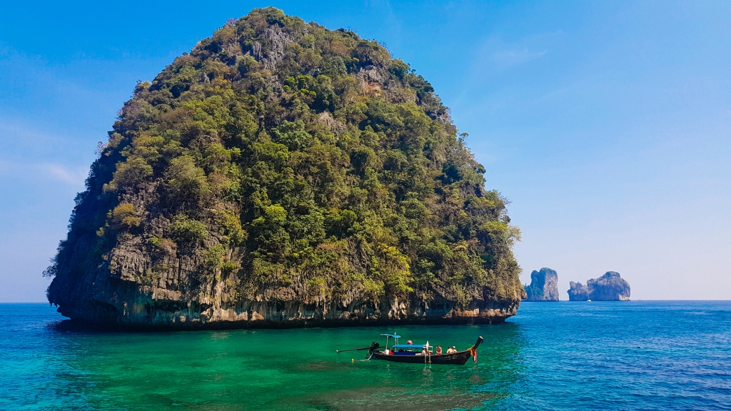 Una piccola isola nelle Phi Phi Island in Tailandia