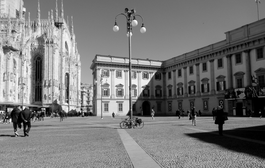 Mlano -Palazzo Reale e Duomo
