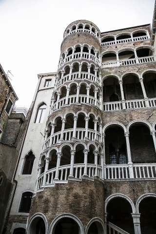 Equilibrio Veneziano · antonellasessolo