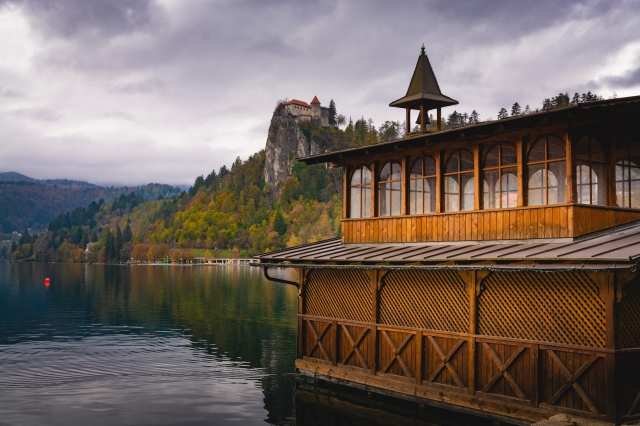 Bled sotto le nuvole