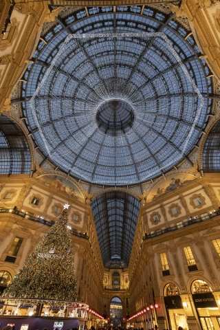 Natale in galleria a Milano