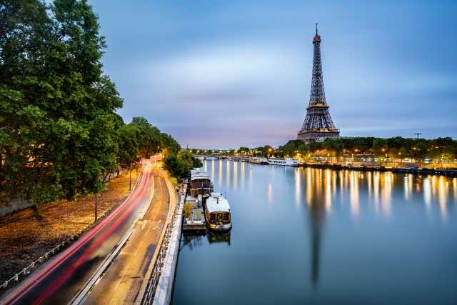 Alba a Parigi