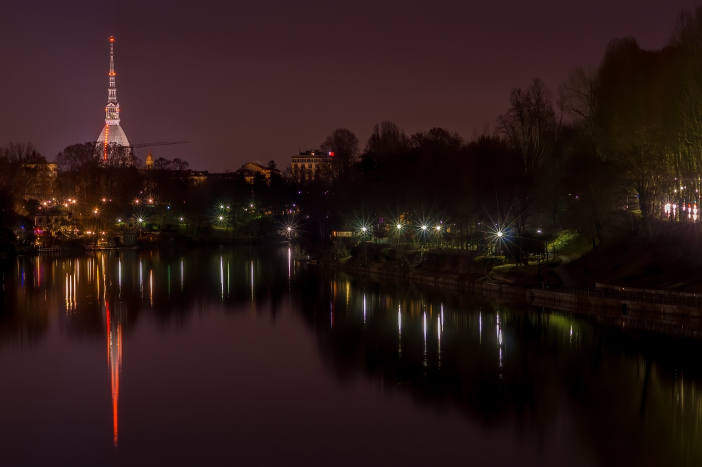 Mole antonelliana di Torino in notturna