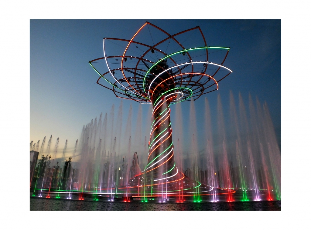 Milano Expo 2015 - Albero della vita