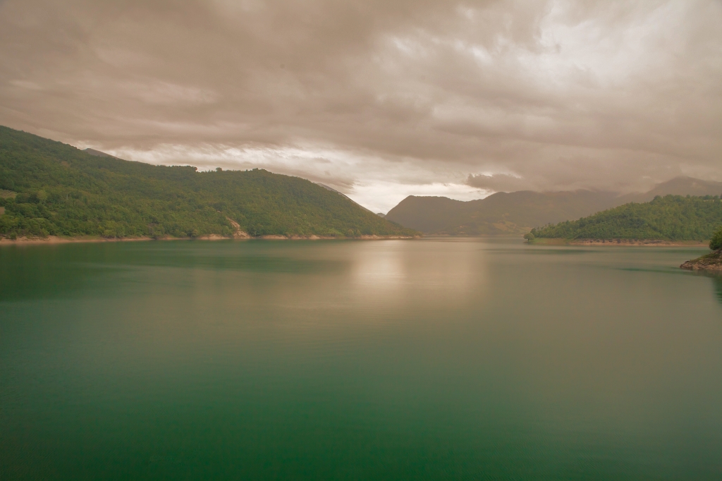 Il Lago del Turano, Rieti, Italia