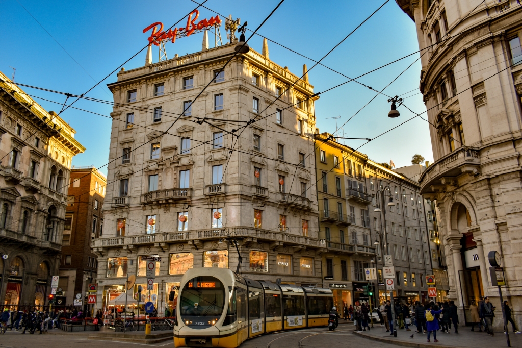 Milano. Via Torino