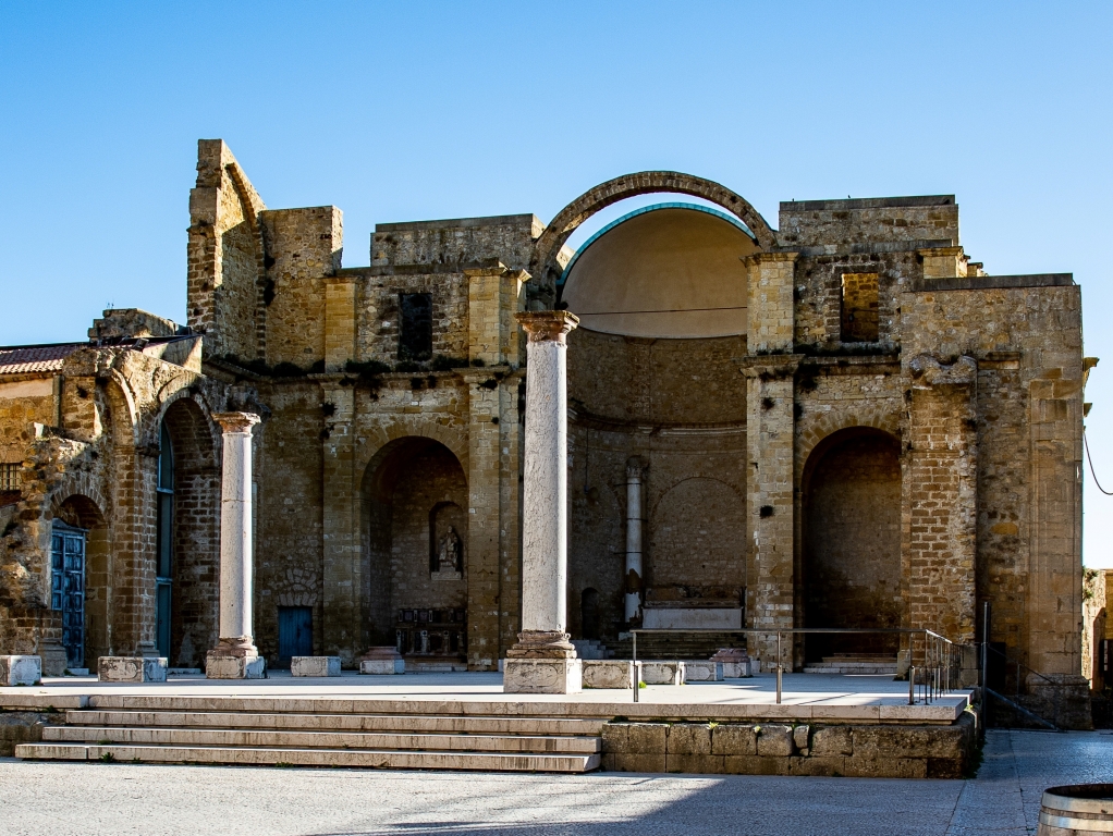Resti ex Chiesa Madre