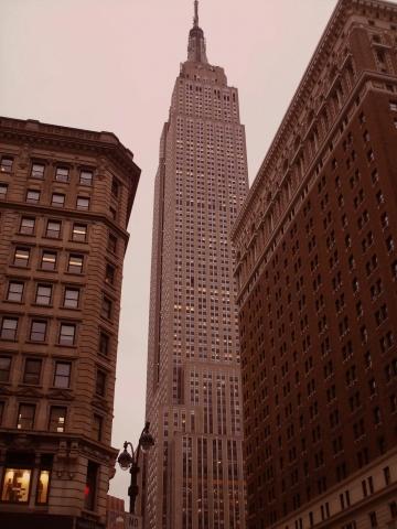 EMPIRE STATE BUILDING