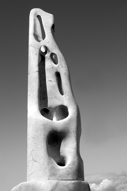 Monolite bianco