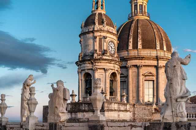 Catania, Sicily. Il campanile della cattedrale