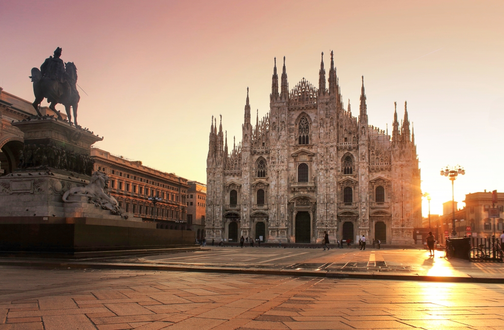 Milano piazza Duomo