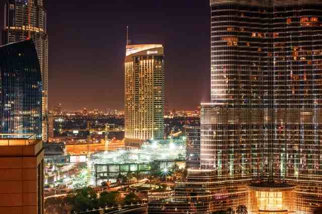 Dubai by night