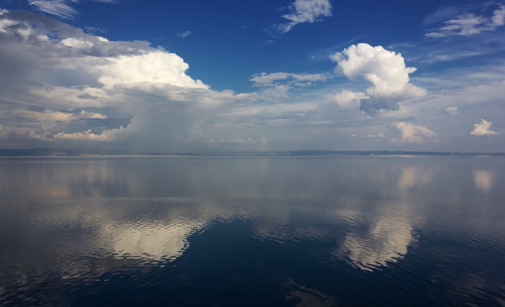 La costa lontana