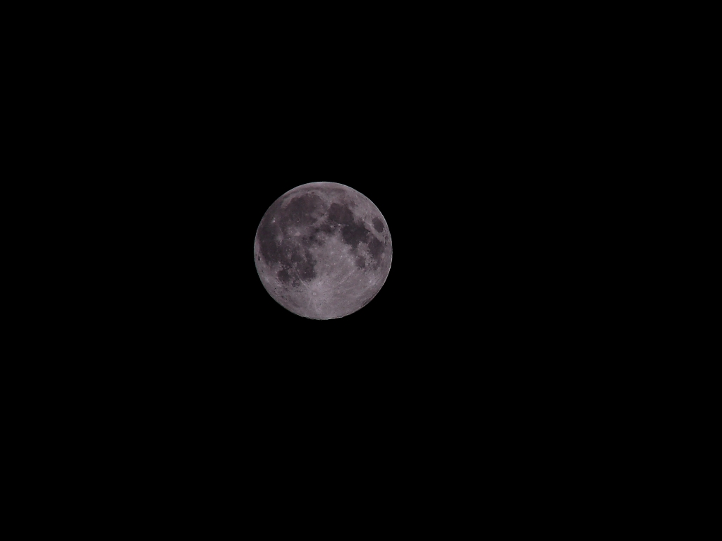 Luna nell’oscurità