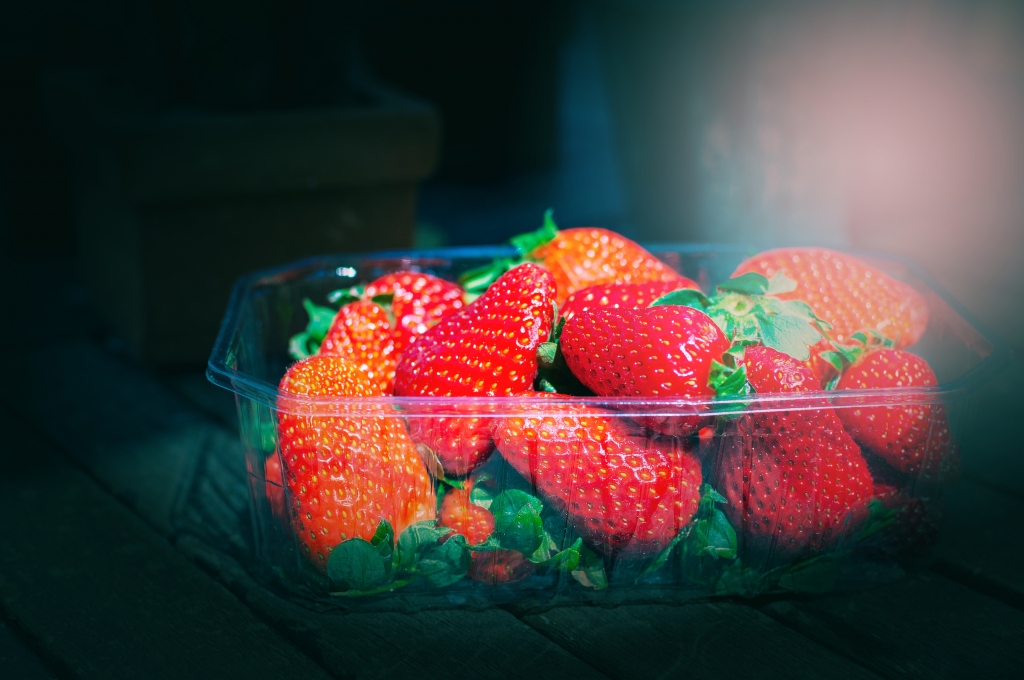fragole con raggio di sole