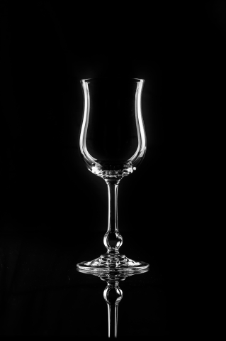 wine goblet silhouette