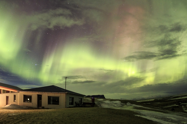 Aurora boreale in Islanda. Colori nel cielo