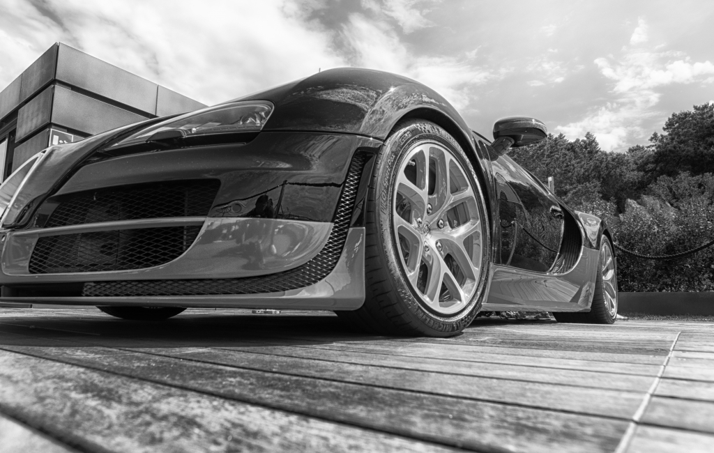 BUGATTI IN BIANCO E NERO