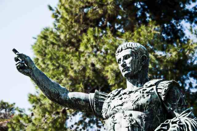 STATUA AUGUSTO