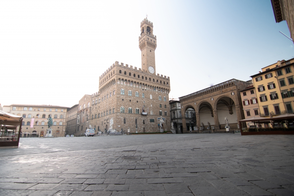 stupenda piazza signoria di Firenze senza persone