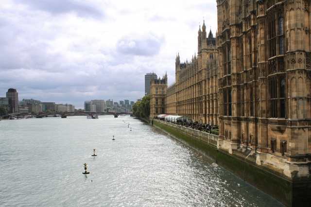Londra