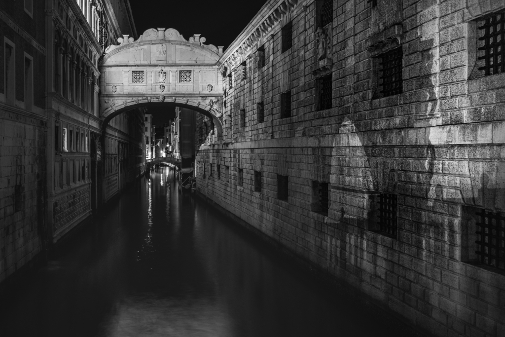 Ponte dei Sospiri. Venezia in Bianco e Nero