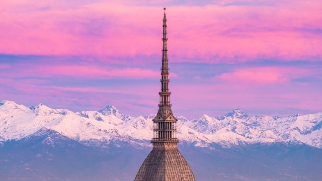 Torino - Italia: panorama della città al tramonto