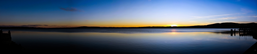 tramonto sul lago