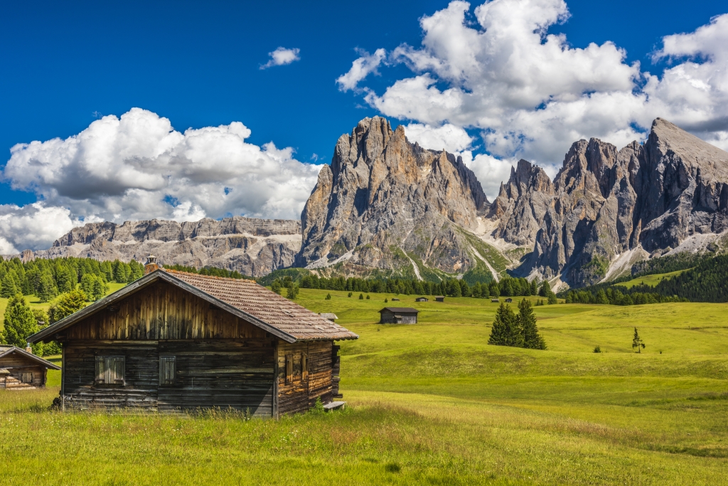 Baita. Dolomiti