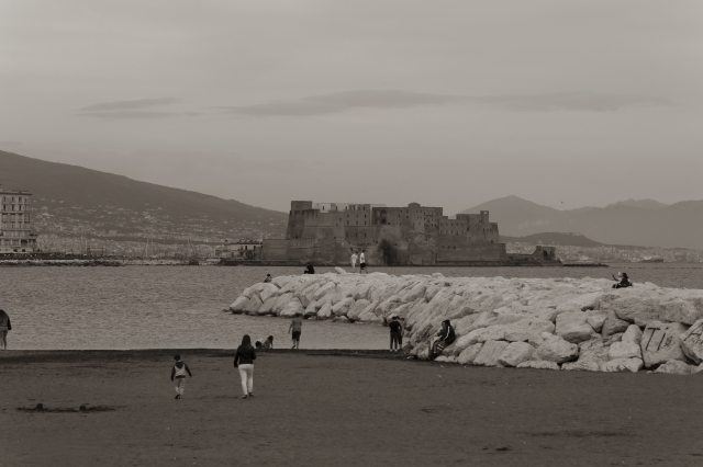 Castel dell'Ovo a Napoli quadro antico