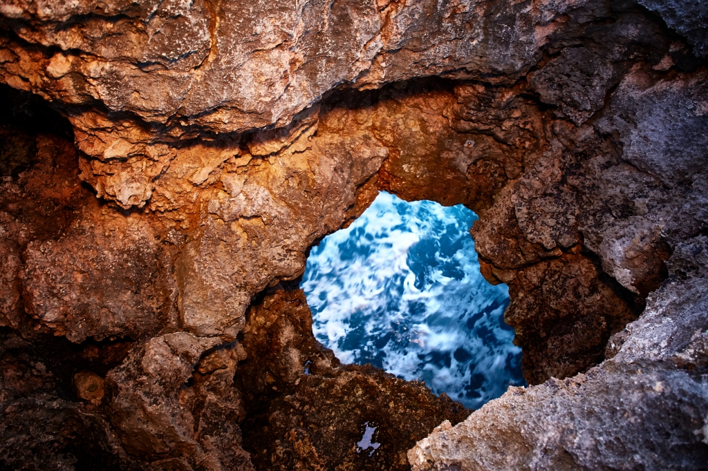 Un buco nel mare