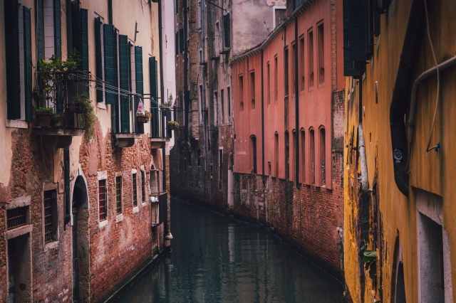 calle di venezia